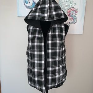 Pixley maternity reversible hooded vest